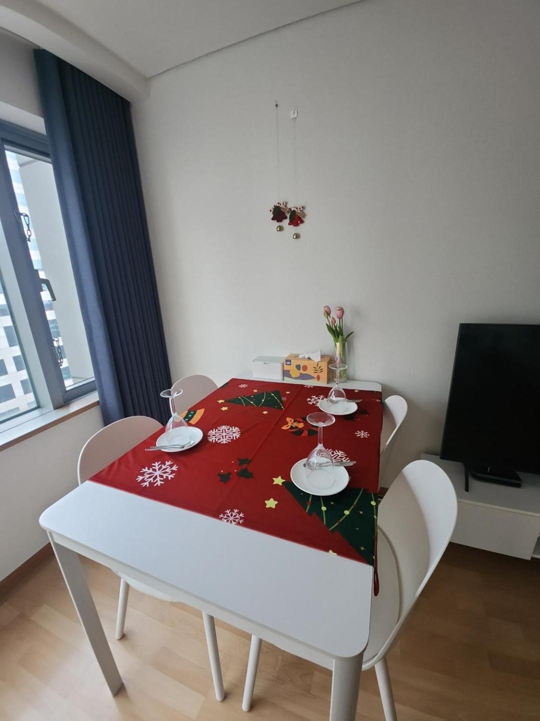 Готель Hongdae Cleanhouse Сеул Екстер'єр фото
